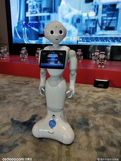 机器人租赁 机器人定制 送餐机器人 跳舞机器人 主持机器人